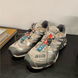 Salomon XT-4 sneakers